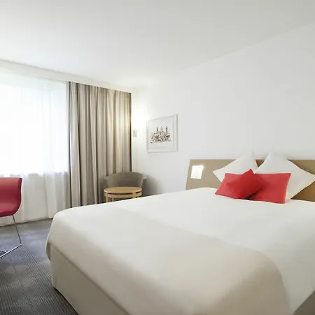 Novotel Purpan Aéroport Hotel 4*