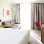 Novotel Purpan Aeroport מלון 4*