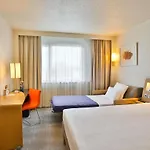 ホテル ノボテル ピュルパン アエロポール 4*