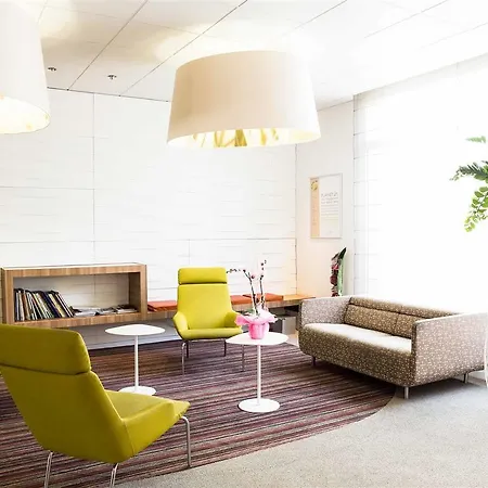 מלון Novotel Purpan Aeroport 4*