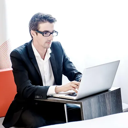 호텔 노보텔 푸르판 에로포트 툴루즈