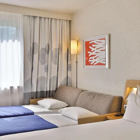 노보텔 푸르판 에로포트 호텔 툴루즈