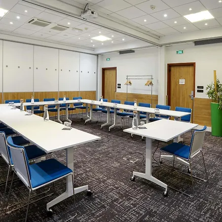 노보텔 푸르판 에로포트 4* 툴루즈