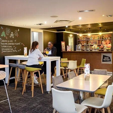 호텔 노보텔 푸르판 에로포트 4*