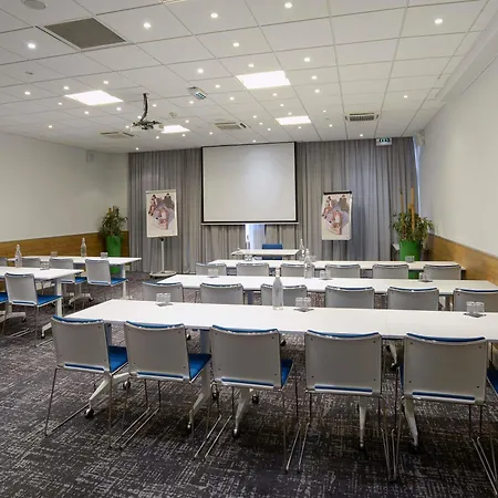 Novotel Purpan Aeroport 4*