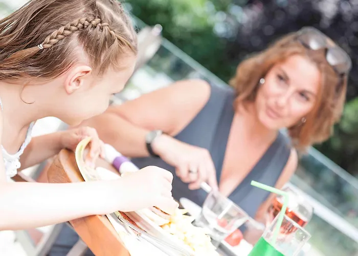 ホテル ノボテル ピュルパン アエロポール 4*