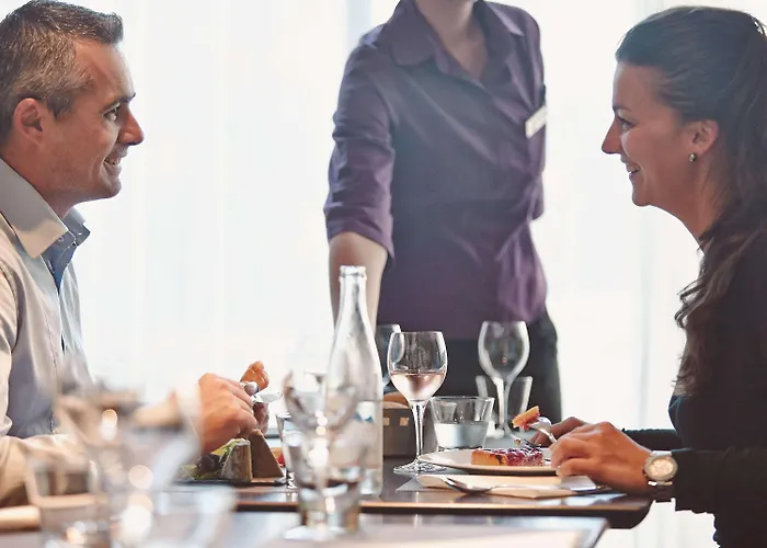 ノボテル ピュルパン アエロポール ホテル