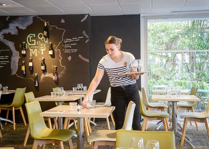 ノボテル ピュルパン アエロポール ホテル